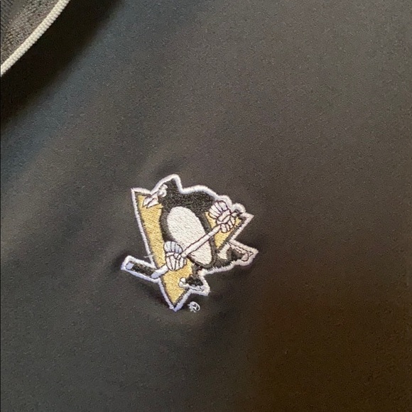 Pens Pullover Size Medium - Picture 4 of 5